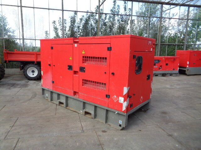 Doosan G100 - Elektroģenerators: foto 2 Doosan G100 - Elektroģenerators: foto 2