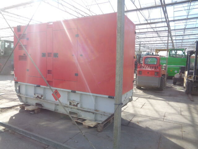 Doosan G150 - Elektroģenerators: foto 2 Doosan G150 - Elektroģenerators: foto 2