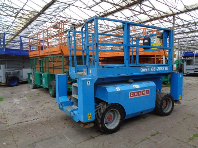 Genie GS2668 - Šķērveida pacēlājs: foto 2 Genie GS2668 - Šķērveida pacēlājs: foto 2
