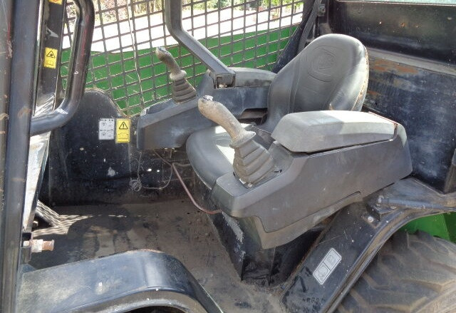 JCB 135 R - Kompaktiekrāvējs: foto 3 JCB 135 R - Kompaktiekrāvējs: foto 3