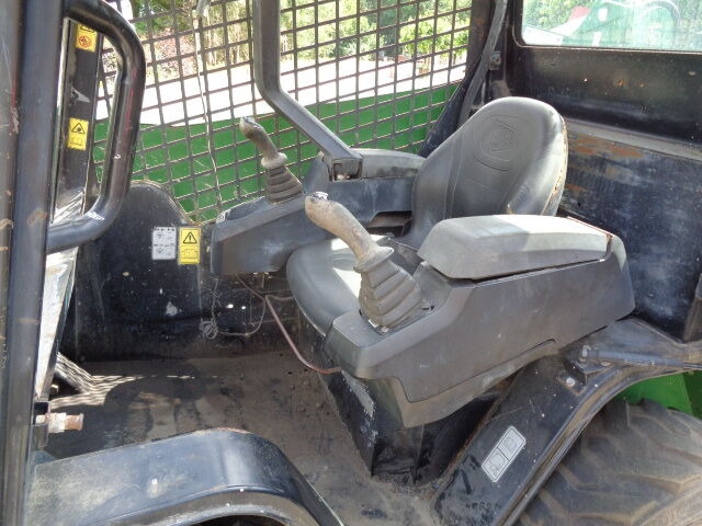 JCB 135 R - Kompaktiekrāvējs: foto 3 JCB 135 R - Kompaktiekrāvējs: foto 3