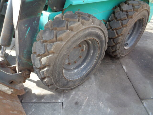 Kato AS25 - Kompaktiekrāvējs: foto 5 Kato AS25 - Kompaktiekrāvējs: foto 5