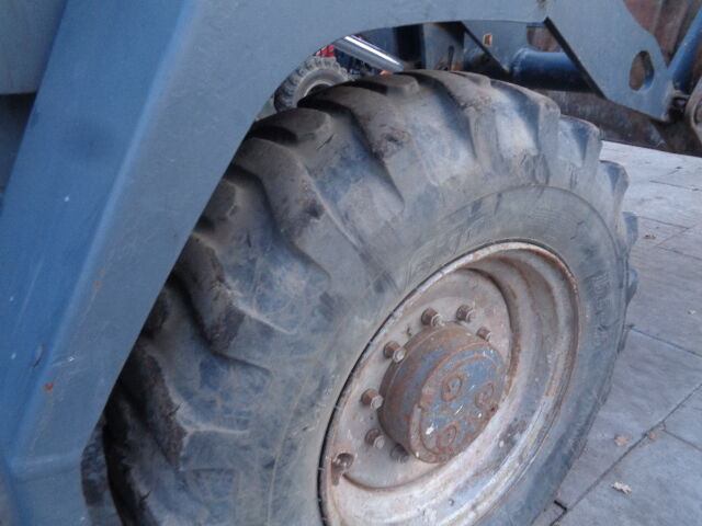 Riteņu iekrāvējs Terex TL160: foto 6