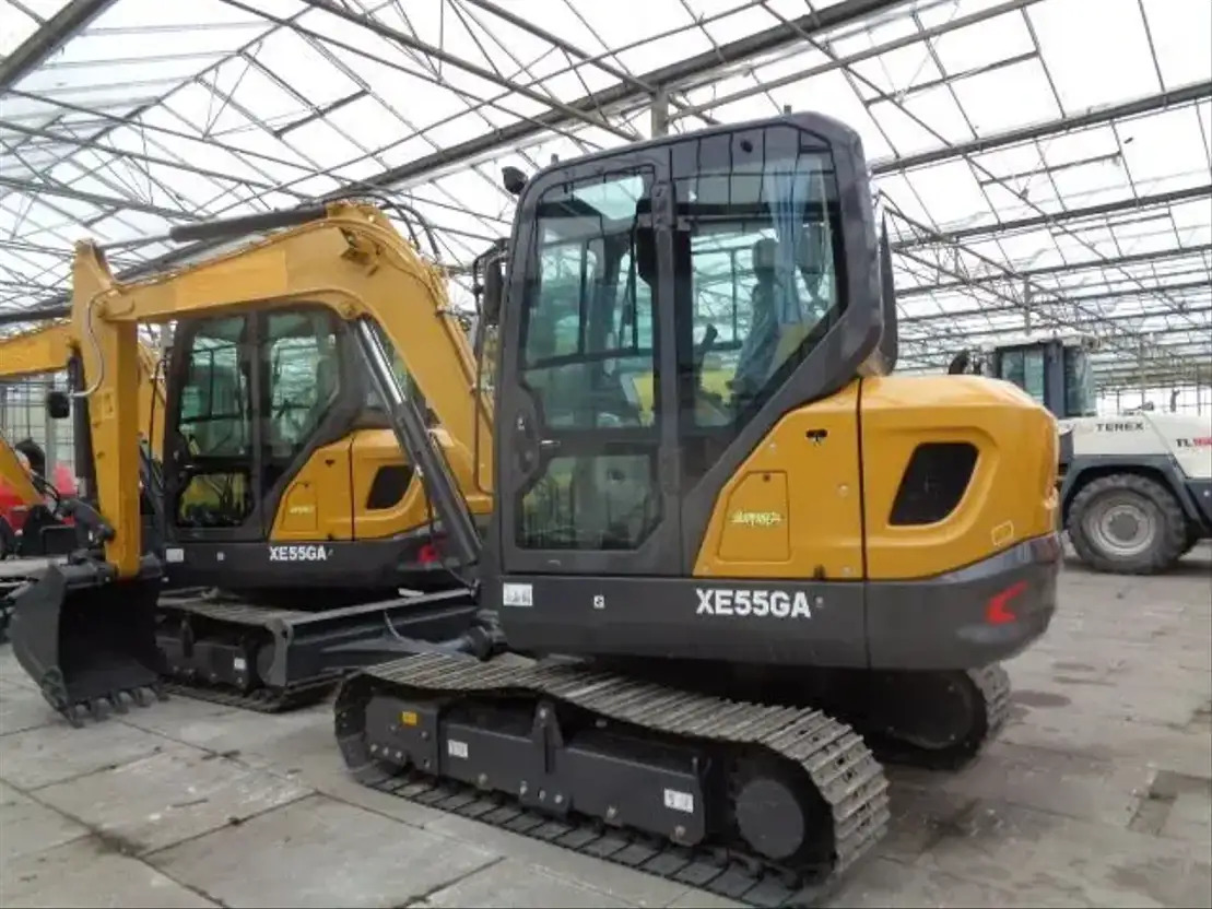 XCMG XE55GA - Kāpurķēžu ekskavators: foto 1 XCMG XE55GA - Kāpurķēžu ekskavators: foto 1