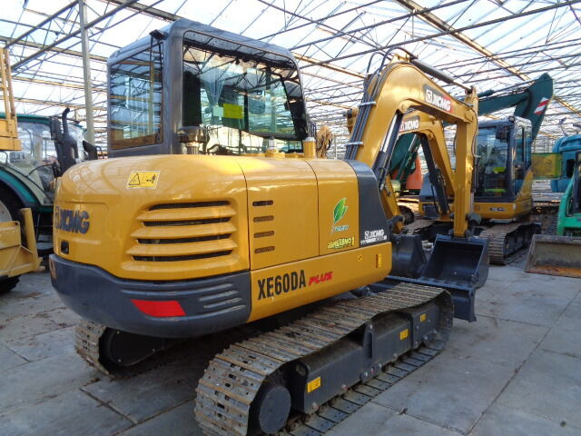 XCMG XE60DA - Kāpurķēžu ekskavators: foto 1 XCMG XE60DA - Kāpurķēžu ekskavators: foto 1