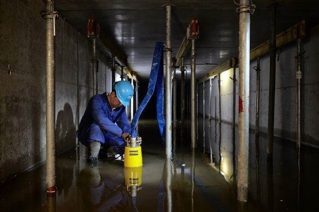 Atlas Copco Weda D04N Schmutzwasserpumpe - Ūdens sūknis: foto 4 Atlas Copco Weda D04N Schmutzwasserpumpe - Ūdens sūknis: foto 4