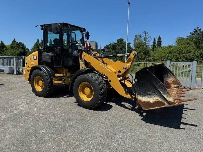 CAT 908 - Riteņu iekrāvējs: foto 1 CAT 908 - Riteņu iekrāvējs: foto 1