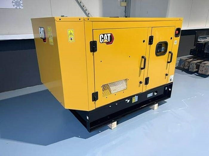 CAT DE 22 E3  - Elektroģenerators: foto 5 CAT DE 22 E3  - Elektroģenerators: foto 5