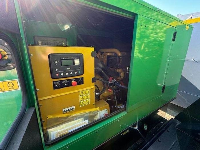 CAT DE65E3  - Elektroģenerators: foto 3 CAT DE65E3  - Elektroģenerators: foto 3