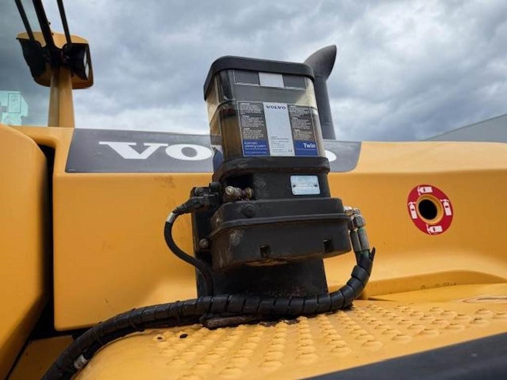 Volvo L110G - Riteņu iekrāvējs: foto 3 Volvo L110G - Riteņu iekrāvējs: foto 3