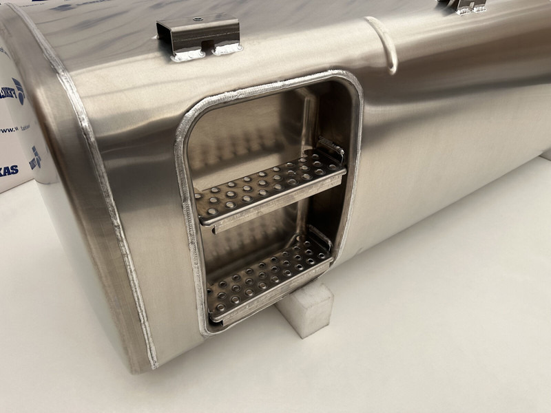 DAF - Degvielas tvertne - Kravas automašīna: foto 5 DAF - Degvielas tvertne - Kravas automašīna: foto 5