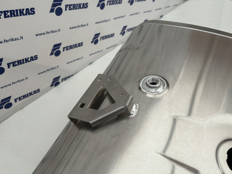 DAF New aluminum fuel tank 335L - Degvielas tvertne - Kravas automašīna: foto 5 DAF New aluminum fuel tank 335L - Degvielas tvertne - Kravas automašīna: foto 5