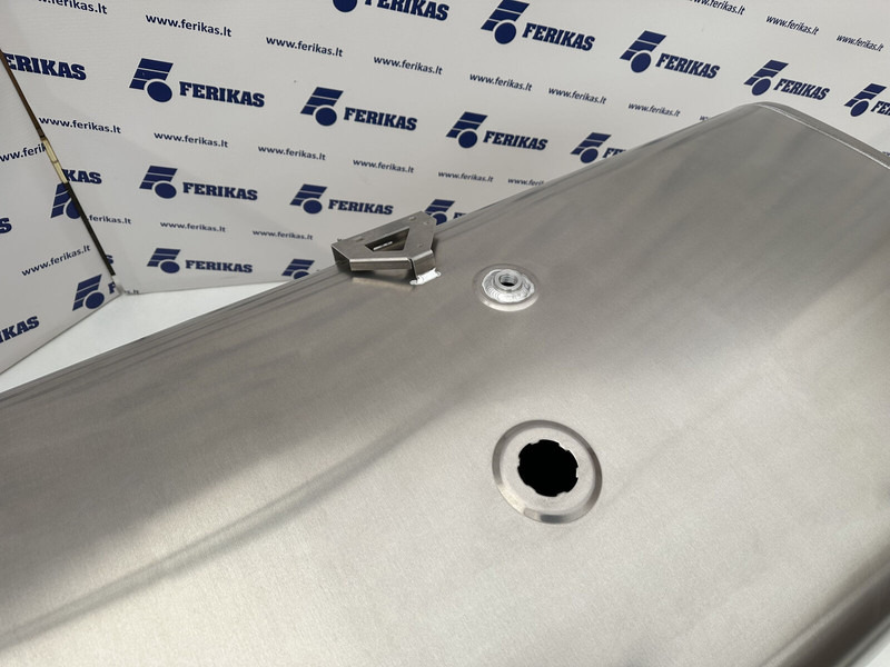 DAF New aluminum fuel tank 995L - Degvielas tvertne - Kravas automašīna: foto 5 DAF New aluminum fuel tank 995L - Degvielas tvertne - Kravas automašīna: foto 5