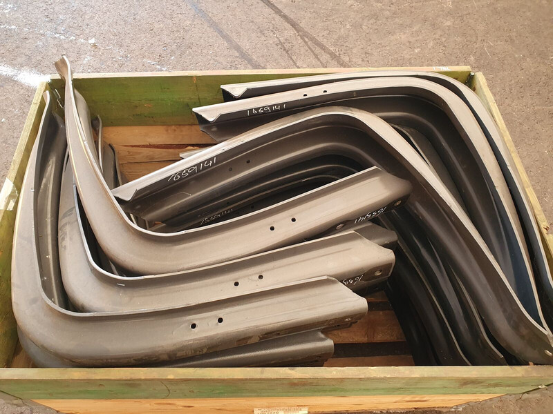 DAF original fuel tank brackets 620x675 - Degvielas sistēma - Kravas automašīna: foto 3 DAF original fuel tank brackets 620x675 - Degvielas sistēma - Kravas automašīna: foto 3