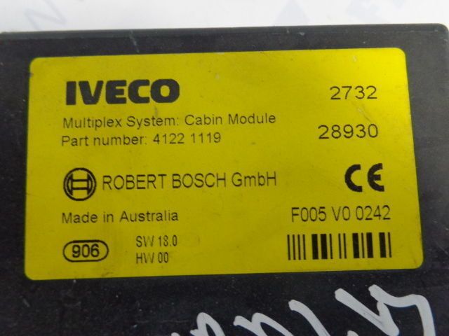 Iveco Multiplex System:Cabin Module ROBERT BOSCH GmbH - Elektroniskais vadības bloks (ECU) - Kravas automašīna: foto 3 Iveco Multiplex System:Cabin Module ROBERT BOSCH GmbH - Elektroniskais vadības bloks (ECU) - Kravas automašīna: foto 3