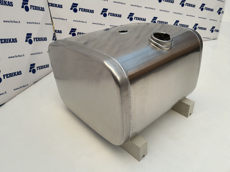 Iveco New aluminum fuel tank 200L - Degvielas tvertne - Kravas automašīna: foto 2 Iveco New aluminum fuel tank 200L - Degvielas tvertne - Kravas automašīna: foto 2