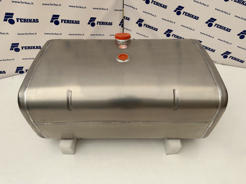 Iveco New aluminum fuel tank 300L - Degvielas tvertne - Kravas automašīna: foto 5 Iveco New aluminum fuel tank 300L - Degvielas tvertne - Kravas automašīna: foto 5