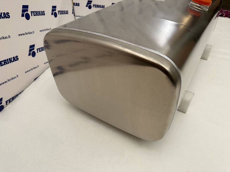Iveco New aluminum fuel tank 400L - Degvielas tvertne - Kravas automašīna: foto 3 Iveco New aluminum fuel tank 400L - Degvielas tvertne - Kravas automašīna: foto 3