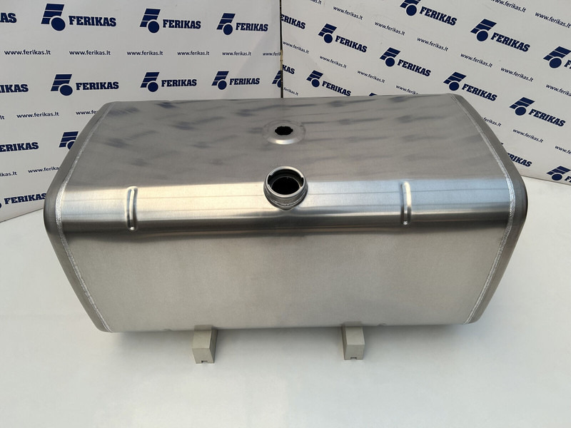 Iveco New aluminum fuel tank 480L - Degvielas tvertne - Kravas automašīna: foto 1 Iveco New aluminum fuel tank 480L - Degvielas tvertne - Kravas automašīna: foto 1