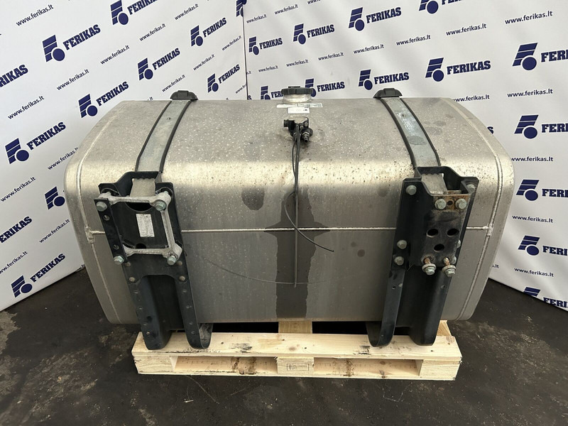 MAN 580L 700x700x1300 - Degvielas tvertne - Kravas automašīna: foto 5 MAN 580L 700x700x1300 - Degvielas tvertne - Kravas automašīna: foto 5