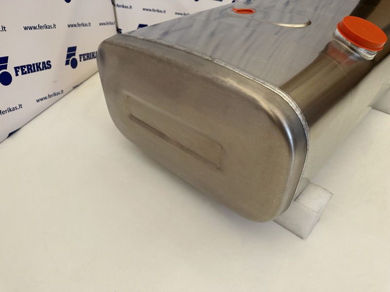 MAN - Degvielas tvertne - Kravas automašīna: foto 3 MAN - Degvielas tvertne - Kravas automašīna: foto 3