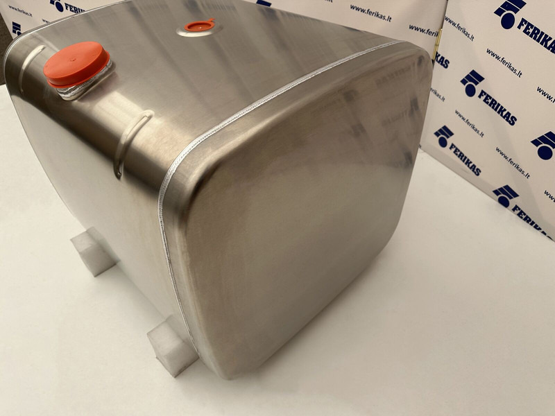 MAN - Degvielas tvertne - Kravas automašīna: foto 2 MAN - Degvielas tvertne - Kravas automašīna: foto 2