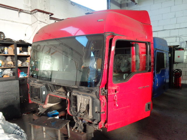 MAN TGA, TGX XXL, XLX cabs for sale, few colour in stock !!! "WORLDW - Kabīne un interjers - Kravas automašīna: foto 1 MAN TGA, TGX XXL, XLX cabs for sale, few colour in stock !!! "WORLDW - Kabīne un interjers - Kravas automašīna: foto 1