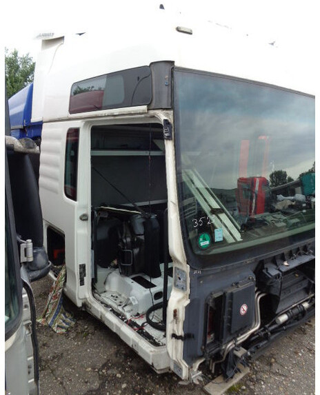 MAN TGA, TGX cabins for sale, BIG stock, few colors - Kabīne un interjers - Kravas automašīna: foto 4 MAN TGA, TGX cabins for sale, BIG stock, few colors - Kabīne un interjers - Kravas automašīna: foto 4