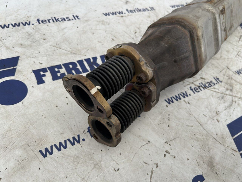 MAN TGX - Izplūdes sistēma - Kravas automašīna: foto 4 MAN TGX - Izplūdes sistēma - Kravas automašīna: foto 4