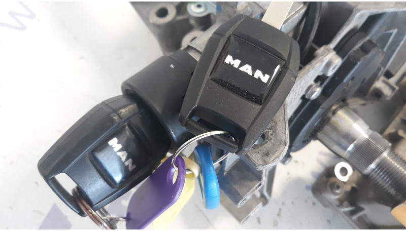 MAN TGX - Elektroniskais vadības bloks (ECU) - Kravas automašīna: foto 5 MAN TGX - Elektroniskais vadības bloks (ECU) - Kravas automašīna: foto 5