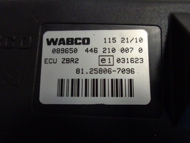 MAN ZBR 2 control unit 81258067113, 81258067105, 81258067079, 812580 - Elektroniskais vadības bloks (ECU) - Kravas automašīna: foto 5 MAN ZBR 2 control unit 81258067113, 81258067105, 81258067079, 812580 - Elektroniskais vadības bloks (ECU) - Kravas automašīna: foto 5