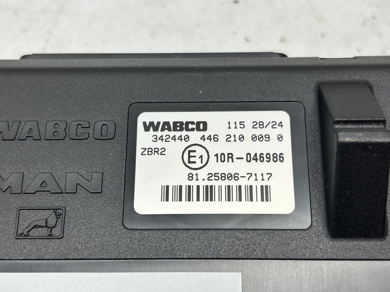 MAN ZBR2 - Elektroniskais vadības bloks (ECU) - Kravas automašīna: foto 3 MAN ZBR2 - Elektroniskais vadības bloks (ECU) - Kravas automašīna: foto 3