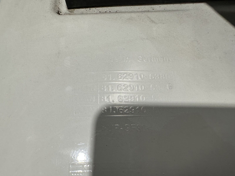MAN side deflector, cabin spoiler, left side - Aerodinamika/ Spoileris - Kravas automašīna: foto 4 MAN side deflector, cabin spoiler, left side - Aerodinamika/ Spoileris - Kravas automašīna: foto 4