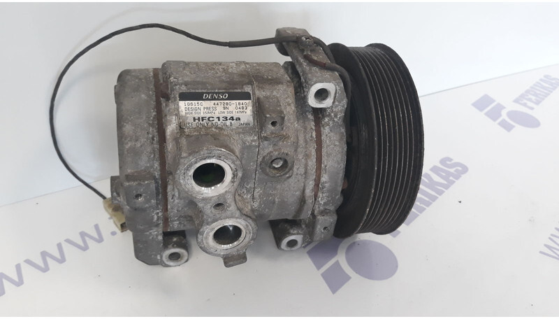 Mercedes-Benz Actros MP4 - Kondicioniera kompresors - Kravas automašīna: foto 1 Mercedes-Benz Actros MP4 - Kondicioniera kompresors - Kravas automašīna: foto 1