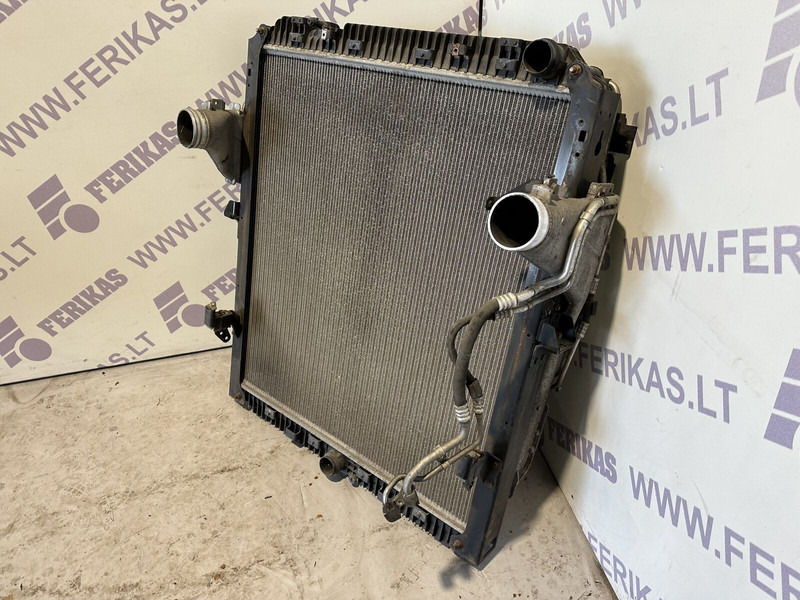 Mercedes-Benz Actros MP4 - Radiators - Kravas automašīna: foto 2 Mercedes-Benz Actros MP4 - Radiators - Kravas automašīna: foto 2