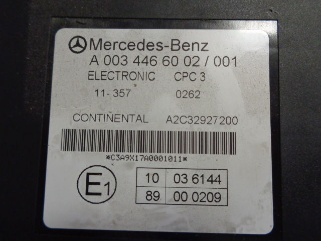 Mercedes-Benz CPC "WORLDWIDE DELIVERY" - Elektroniskais vadības bloks (ECU) - Kravas automašīna: foto 3 Mercedes-Benz CPC "WORLDWIDE DELIVERY" - Elektroniskais vadības bloks (ECU) - Kravas automašīna: foto 3