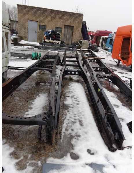 Mercedes-Benz Complete frames for all trucks - Rāmis/ Šasija - Kravas automašīna: foto 3 Mercedes-Benz Complete frames for all trucks - Rāmis/ Šasija - Kravas automašīna: foto 3