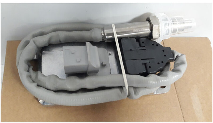 Mercedes-Benz MB Actros NOX sensor - Sensors - Kravas automašīna: foto 1 Mercedes-Benz MB Actros NOX sensor - Sensors - Kravas automašīna: foto 1