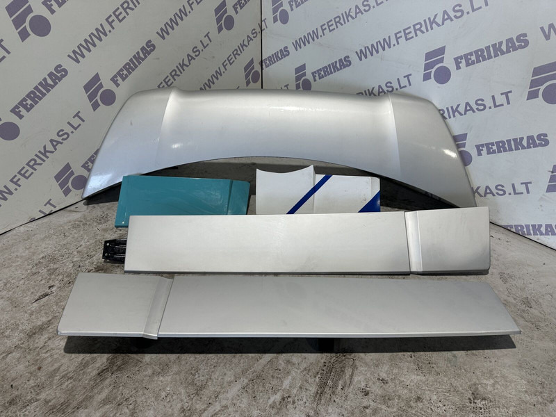 Mercedes-Benz cabin spoilers set - Aerodinamika/ Spoileris - Kravas automašīna: foto 1 Mercedes-Benz cabin spoilers set - Aerodinamika/ Spoileris - Kravas automašīna: foto 1