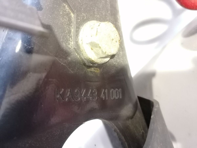 Mercedes-Benz mp4 Actros - Kabīne un interjers - Kravas automašīna: foto 3 Mercedes-Benz mp4 Actros - Kabīne un interjers - Kravas automašīna: foto 3