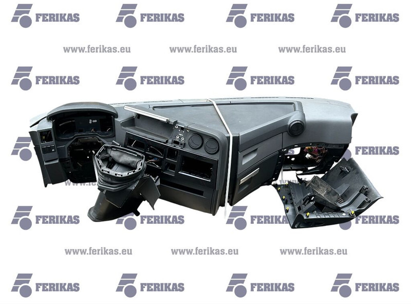 Renault complete dashboard - Buferis - Kravas automašīna: foto 1 Renault complete dashboard - Buferis - Kravas automašīna: foto 1