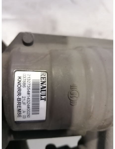 Renault t - Bremžu daļas - Kravas automašīna: foto 3 Renault t - Bremžu daļas - Kravas automašīna: foto 3