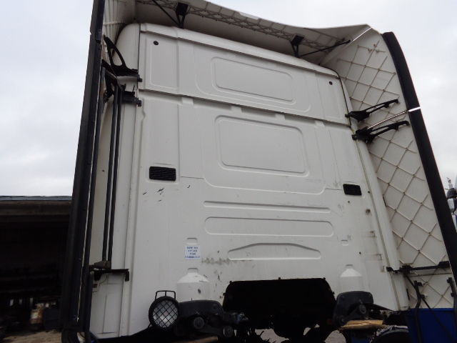 Scania High Topline - Kabīne un interjers - Kravas automašīna: foto 5 Scania High Topline - Kabīne un interjers - Kravas automašīna: foto 5