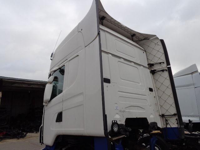 Scania High Topline - Kabīne un interjers - Kravas automašīna: foto 4 Scania High Topline - Kabīne un interjers - Kravas automašīna: foto 4