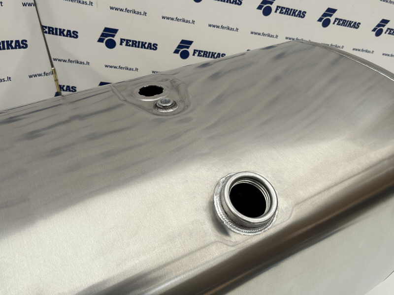 Scania New aluminum fuel tank 485L - Degvielas tvertne - Kravas automašīna: foto 4 Scania New aluminum fuel tank 485L - Degvielas tvertne - Kravas automašīna: foto 4