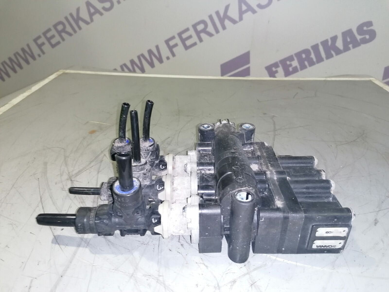 Scania Solenoid valve Air suspension - Vārsts - Kravas automašīna: foto 1 Scania Solenoid valve Air suspension - Vārsts - Kravas automašīna: foto 1