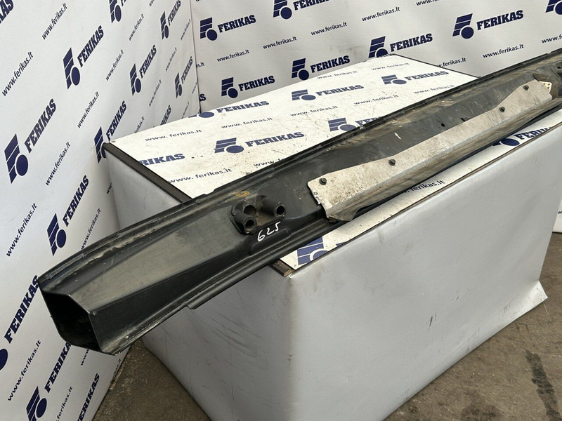 Scania bumper bar, support - Buferis - Kravas automašīna: foto 3 Scania bumper bar, support - Buferis - Kravas automašīna: foto 3