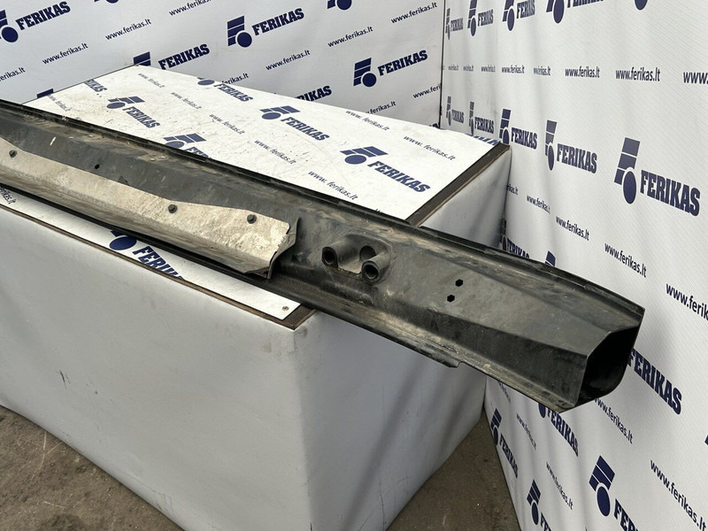 Scania bumper bar, support - Buferis - Kravas automašīna: foto 4 Scania bumper bar, support - Buferis - Kravas automašīna: foto 4