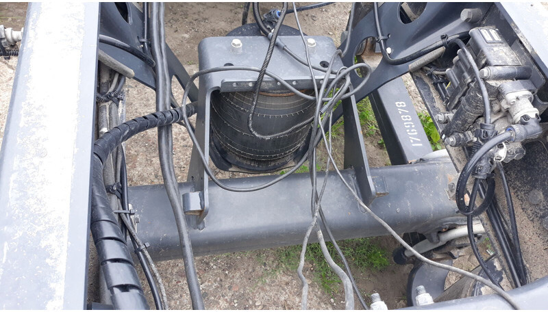 Scania complete tag axle - Asis un rezerves daļas - Kravas automašīna: foto 4 Scania complete tag axle - Asis un rezerves daļas - Kravas automašīna: foto 4