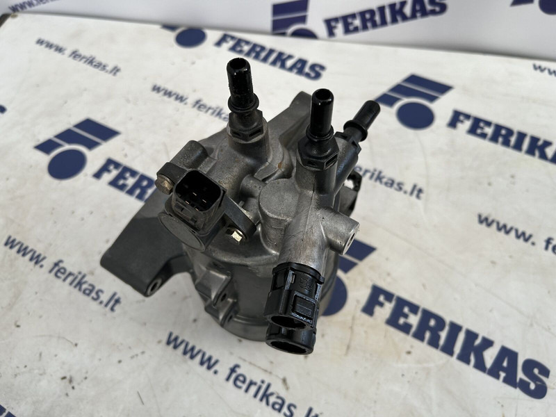 Scania fuel filter housing - Degvielas filtrs - Kravas automašīna: foto 3 Scania fuel filter housing - Degvielas filtrs - Kravas automašīna: foto 3